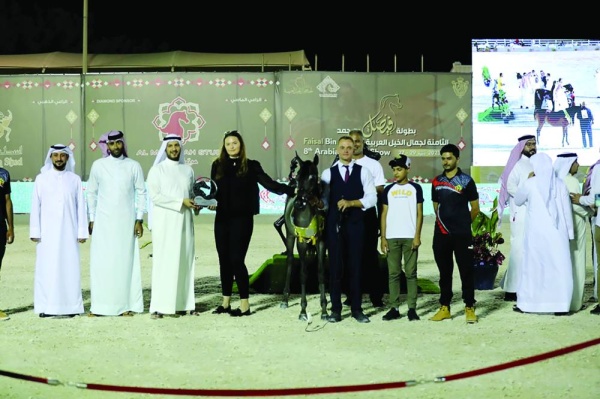 منافسات قوية في بطولة فيصل بن حمد لجمال الخيل العربية