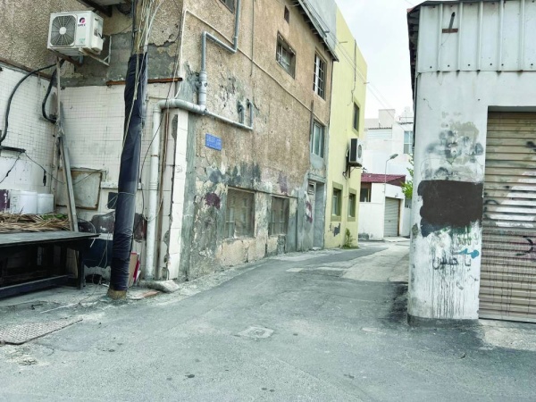 &laquo;الوطن&raquo; تزور القرية وتستمع للأهالي.. سماهيج بلا أرصفة.. ومرفأ بلا كهرباء وخدمات