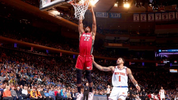 سلة هيت تتقدم على نيكس في نصف نهائي المنطقة الشرقية