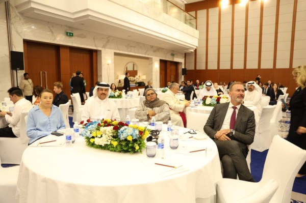 العصفور: البحرين ماضية في مسيرة التطور والتقدم بدعم الملك