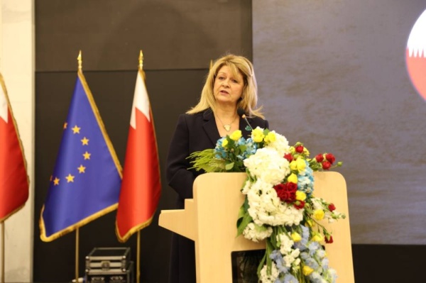 العصفور: البحرين ماضية في مسيرة التطور والتقدم بدعم الملك