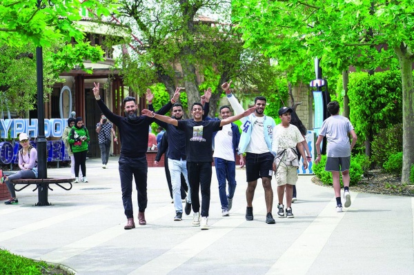 غرناطة تقضي إجازة العيد في أنطاليا مع استمرار العمل في جميع فروعها ومواقعها الإنشائية دون انقطاع