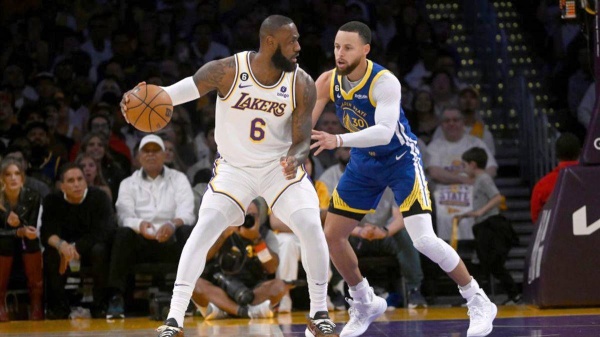 ليكرز يتقدم على ووريرز.. وهيت يقهر نيكس في NBA