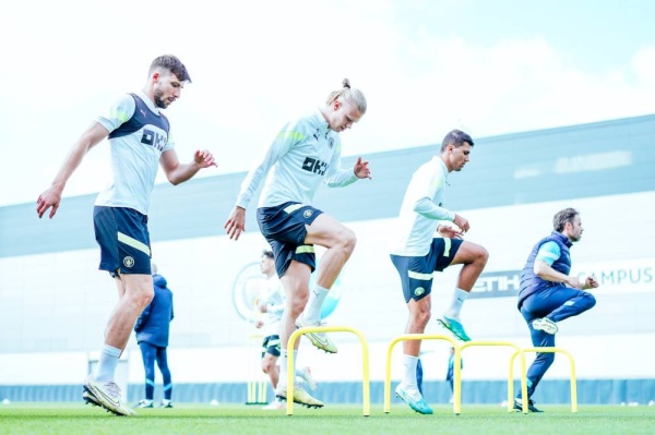 مدينة مانشستر.. نقطة ضوء تطمئن ريال مدريد في نفق الأبطال المظلم