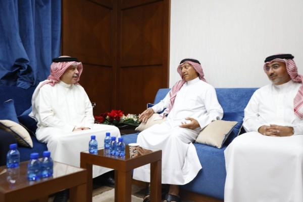 رئيس اتحاد السلة يلتقي برئيس نادي النجمة