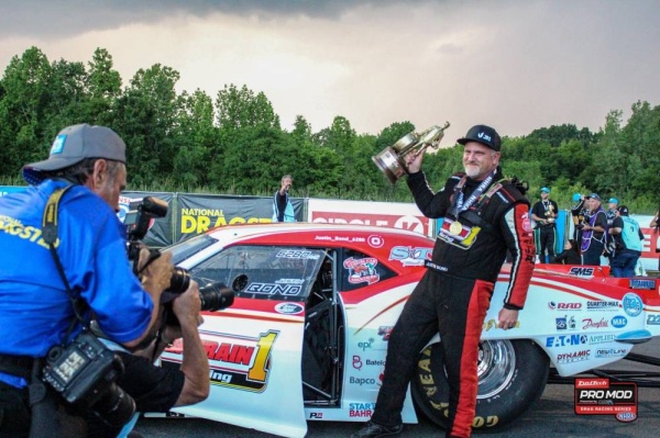 بوند وثورن يتصدران ترتيب بطولة العالم