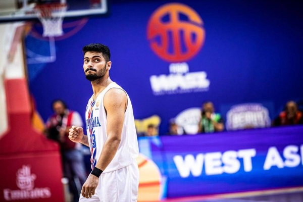 نجم المنامة اليافع سجل 21 نقطة في 25 دقيقة أمام بطل لبنان.. و23 نقطة أمام عملاق كازخستان