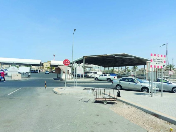 فرج: ضرورة إعادة موقع صلاة العيد بالسوق الشعبي