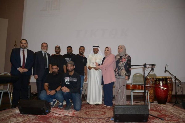 أمسية موسيقية جماهيرية لفرقة تيك تاك على مسرح عبدالرحمن كانو الثقافي