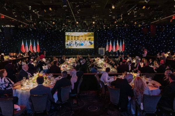 في احتفال أقيم بمدينة لوس أنجلوس الأمريكية.. تدشين جائزة الملك حمد للتعايش السلمي