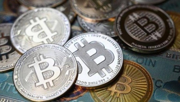 صحوة جماعية في سوق العملات الرقمية بقيادة بيتكوين