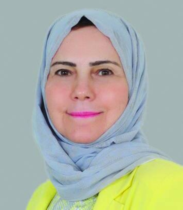 لماذا تحظر فرنسا ارتداء العباءة في المدارس؟