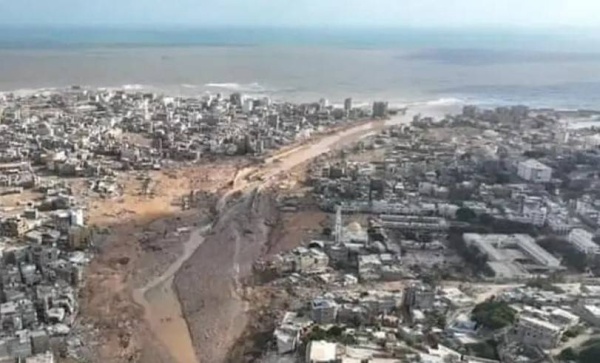 صور جوية مروعة تظهر حجم أضرار إعصار دانيال بمدينة درنة الليبية