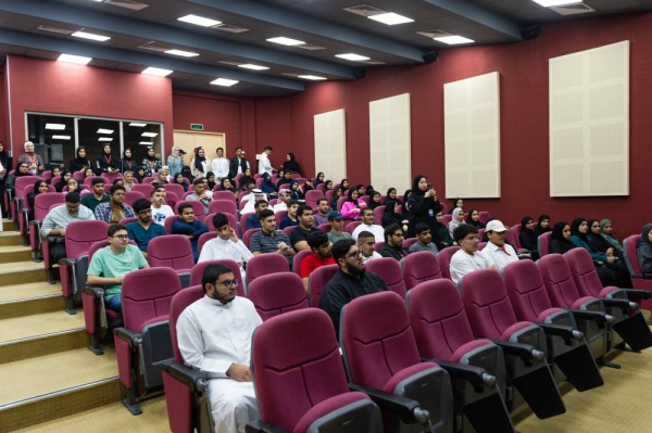 عمداء بجامعة البحرين: التعليم الجامعي يعتمد على فاعلية الطالب في البحث والاطلاع