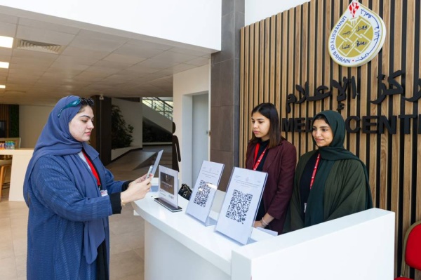 عمداء: البرنامج الإرشادي يعزز ثقة الطلبة الجدد في مواجهة التحديات الجامعية