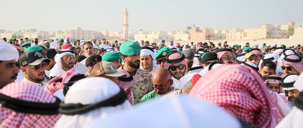 القائد العام في مقدمة مستقبلي ومشيعي جثمان شهيد الواجب الوطني&lrm; الملازم أول حمد الكبيسي