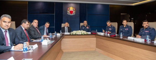 مدير الأمن العام الأردني يزور السجون المفتوحة والأكاديمية الملكية للشرطة