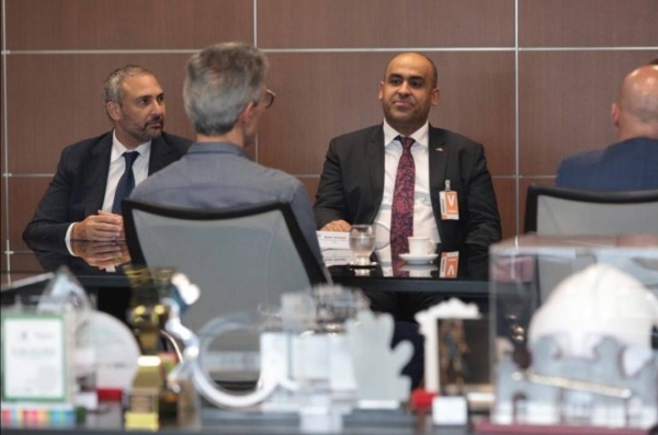 حاكم ولاية ميناس جيرايس بالبرازيل يستقبل سفير البحرين في برازيليا