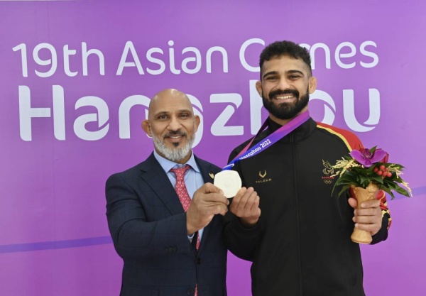 علي منفردي يحصد الميدالية الفضية بمنافسات الجوجيتسو