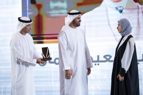 مدرستا &laquo;القادسية&raquo; و&laquo;عالي&raquo; تحتفلان بالمعلمتين كوثر وزينب