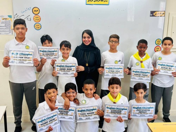 "حصاد الأوسمة" مبادرة ناجحة للمعلمة ملاك بابتدائية جو