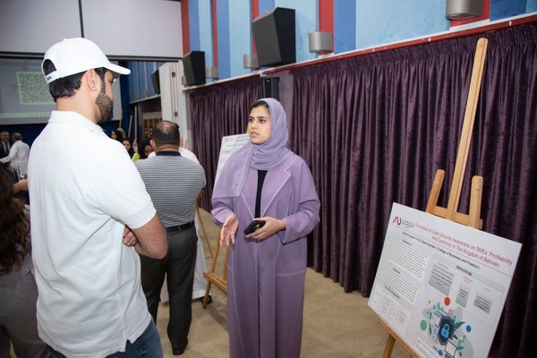 الفتيات يكتسحن في المشاريع البحثية لطلبة &laquo;البزنز&raquo;  في الجامعة الأهلية