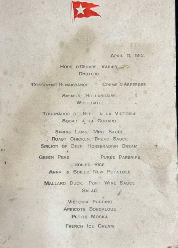 محار وسلمون ولحم وبط .. تفاصيل فاتورة عشاء ركاب تيتانيك قبيل الكارثة