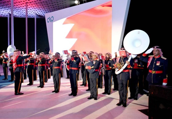 نيابة عن ولي العهد رئيس الوزراء.. خالد بن عبد الله يشهد وضع حجر الأساس لـ "بحرين مارينا"