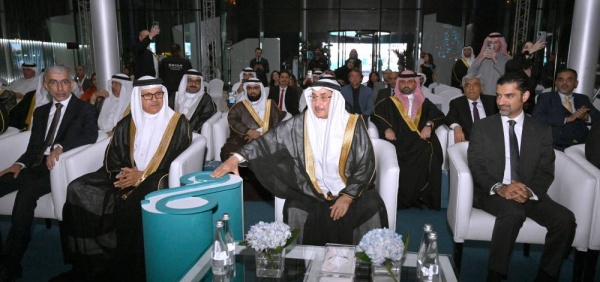 نيابة عن ولي العهد رئيس الوزراء.. خالد بن عبد الله يشهد وضع حجر الأساس لـ "بحرين مارينا"