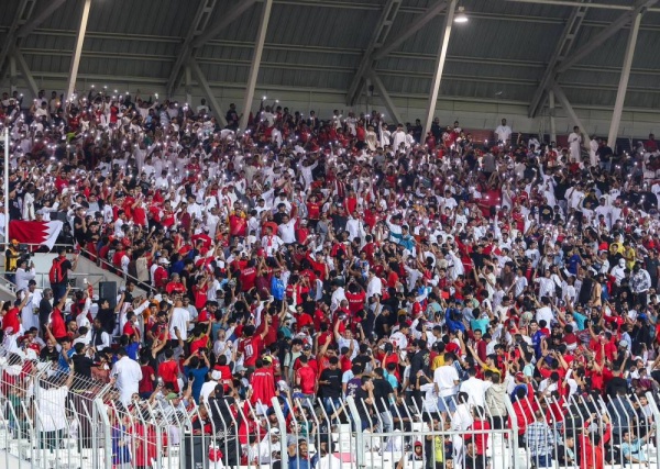 الاحمر يهدر الفرص ويخسر امام الامارات ب"ثنائية"