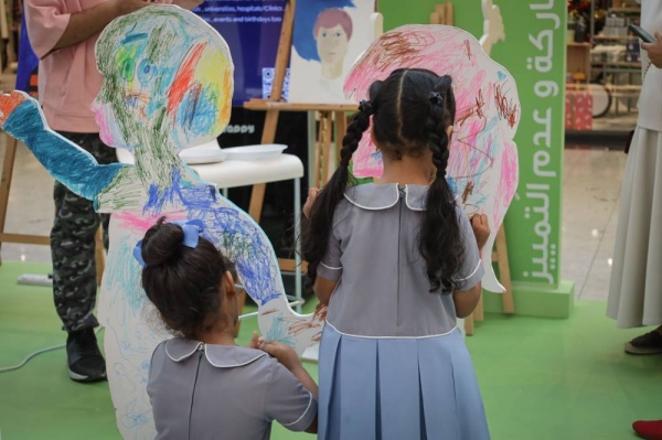 على هامش حفل تدشين الاستراتيجية الوطنية للطفولة.. ختام معرض &laquo;لكل طفل كل حقوقه&raquo;