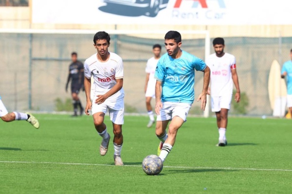 في بطولة ناصر بن حمد للمدارس الثانوية لكرة القدم ركلتي جزاء وتعادل مثير بين الهداية الخليفية وعيسى بن علي