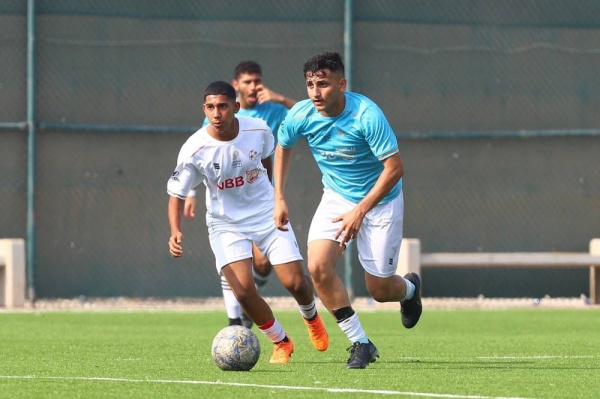 في بطولة ناصر بن حمد للمدارس الثانوية لكرة القدم ركلتي جزاء وتعادل مثير بين الهداية الخليفية وعيسى بن علي