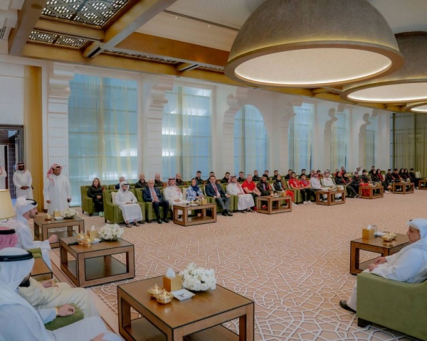 خالد بن حمد : القطاع الرياضي يحظى بكل الدعم لتعزيز قدرة المنتخبات على تحقيق الإنجازات