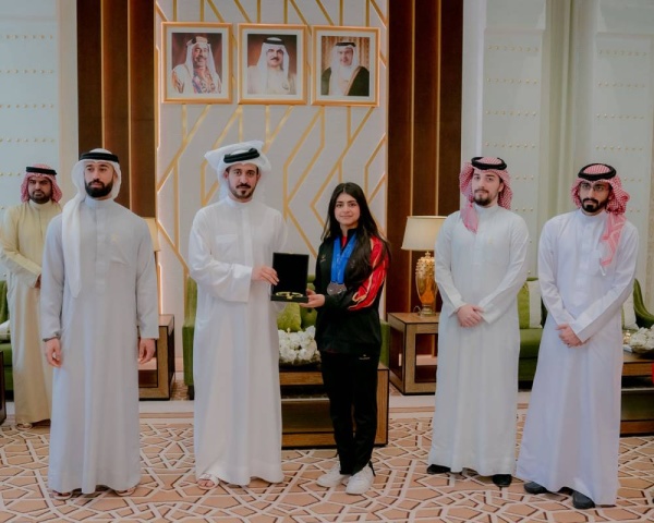 خالد بن حمد : القطاع الرياضي يحظى بكل الدعم لتعزيز قدرة المنتخبات على تحقيق الإنجازات