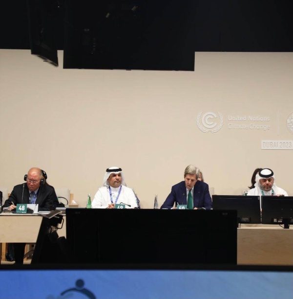 COP28 شارك وزير النفط والبيئة في اجتماع المائدة المستديرة الوزاري بشأن مبادرة تحدي إدارة الكربون