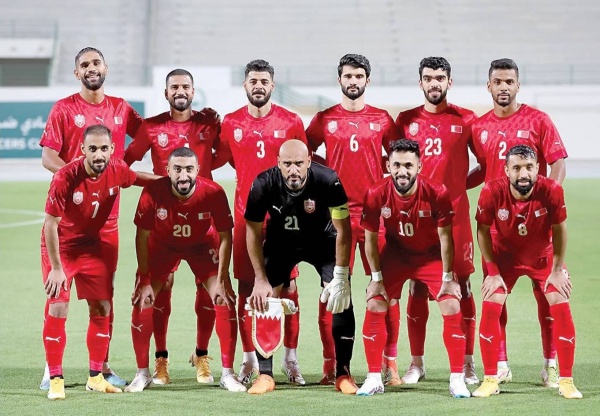 علي بن خليفة يترأس وفد المنتخب الوطني في نهائيات كأس آسيا
