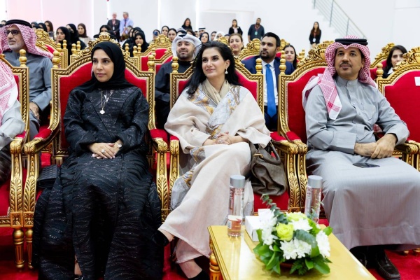 وزير التربية والتعليم يفتتح المدرسة الكندية-البحرين