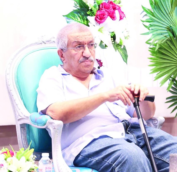 أمين صالح يروي مسيرته لـ"الوطن": حكايات جدتي ألهمتني الطريق للكتابة والأدب