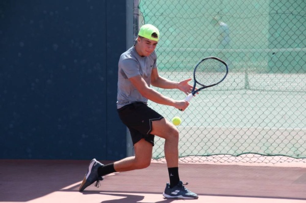 الأردني شلباية والسورية بارودي يتقدمان لربع نهائي الفردي