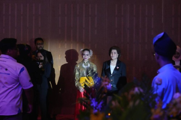 السيدة الأولى في ماليزيا تكرم السفيرة بهية الجشي لإسهاماتها الرائدة في تمكين المرأة والدبلوماسية