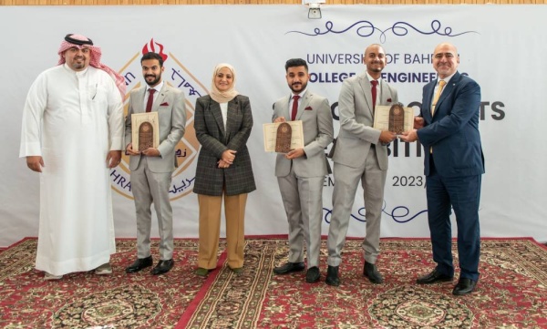 كلية الهندسة بجامعة البحرين تعرض 51 مشروعاً طلابياً بموضوعات هندسية متنوعة