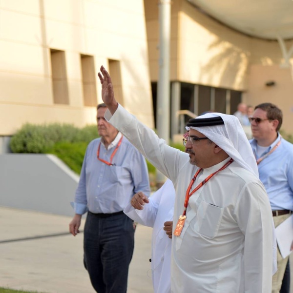 ولي العهد رئيس الوزراء.. جعل البحرين على خارطة رياضة السيارات العالمية