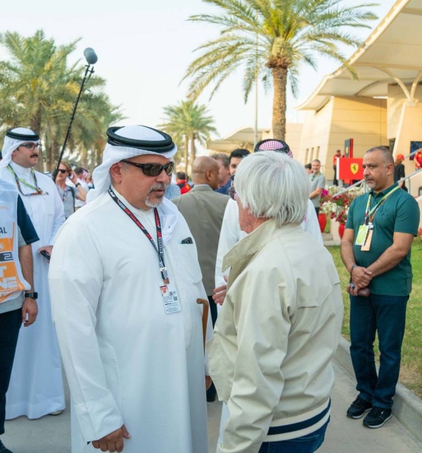 ولي العهد رئيس الوزراء.. جعل البحرين على خارطة رياضة السيارات العالمية