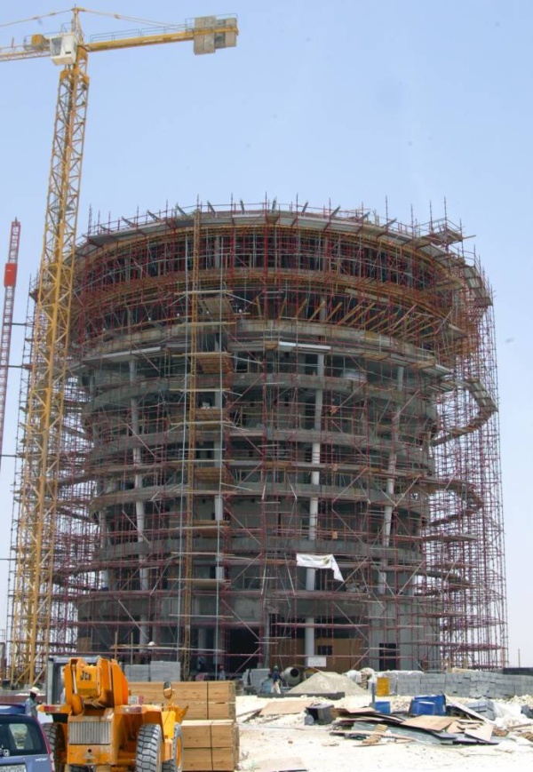 حلبة البحرين الدولية.. شُيدت في زمن قياسي بعد 16 شهراً من العمل المتواصل