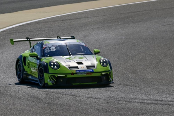 ريكاردو الأسرع في أولى فعاليات سباق جائزة البحرين الكبرى للفورمولا وان 2024