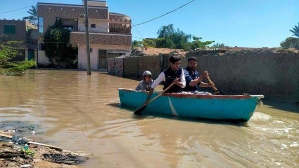 مصرع 29 باكستانيا بأمطار كارثية أسفرت عن انهيار بنايات وإغلاق طرق