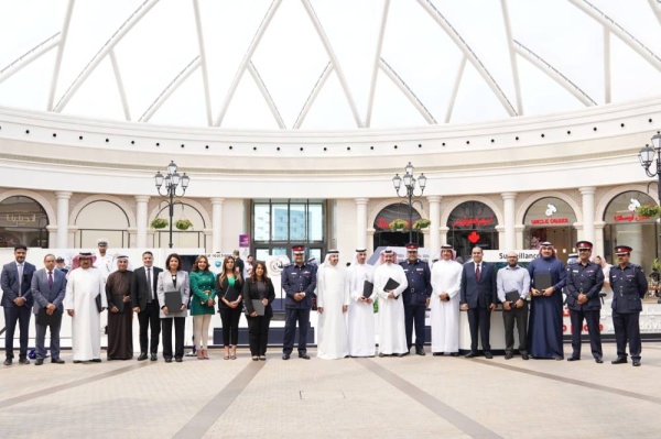 محافظ العاصمة يفتتح &laquo;القرية المرورية&raquo; في &laquo;الأفنيوز&raquo; بمناسبة أسبوع المرور الخليجي