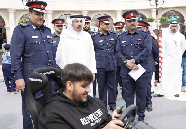 محافظ العاصمة يفتتح &laquo;القرية المرورية&raquo; في &laquo;الأفنيوز&raquo; بمناسبة أسبوع المرور الخليجي