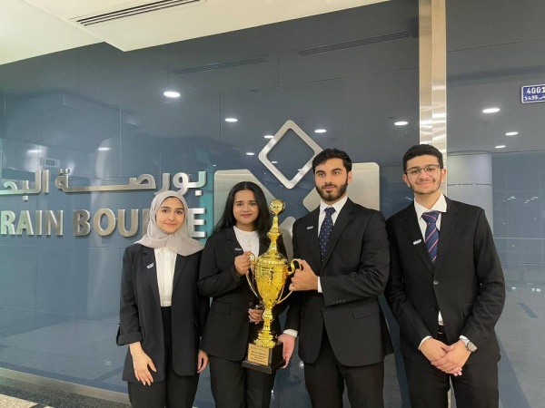 طلبة «BIBF» يفوزون بالمركز الأول في تحدي أبحاث المحللين الماليين المعتمدين «CFA Institute Research Challenge» للعام الثالث على التوالي